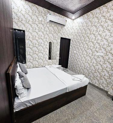 Khattalwada Hotel | Shree Kalyan Palace