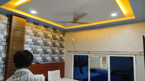 Vrindavan Hotel | Shri Prakash Dham