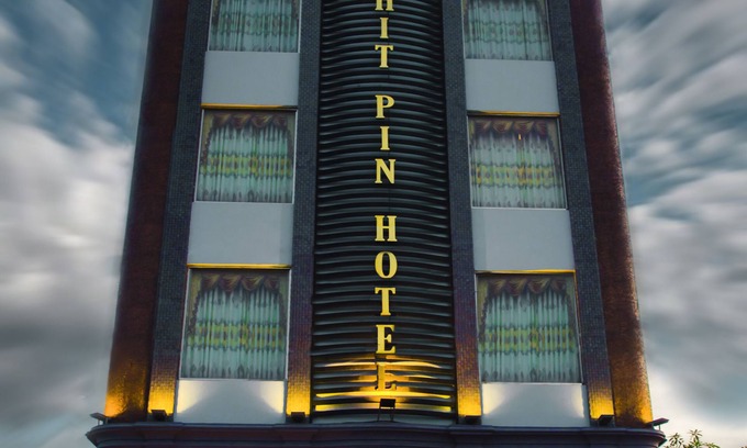 Sagaing Hotel | Shwe Thit Pin