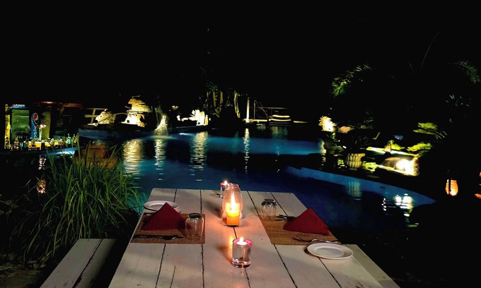 Meghauli Hotel | Sarang Wildlife Sanctuary