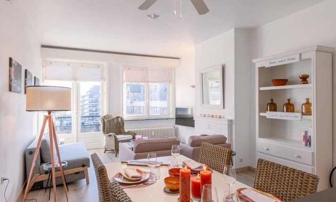 Knokke Apartamento | Beautiful Seaside Studio on the Promenade