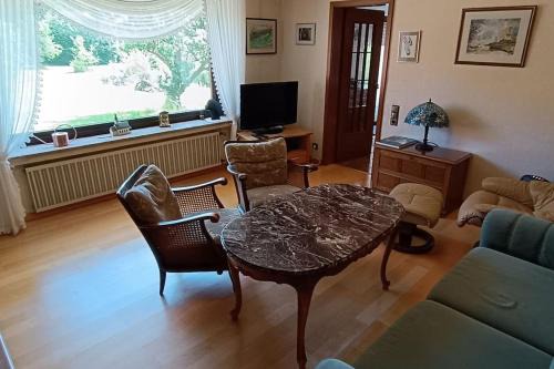 Velbert Apartamento | Siedlungshaus im Grünen