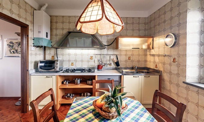 Ponte di Gabbiano Apartamento | Siena's Edge Apartment: Rustic Villa Charm