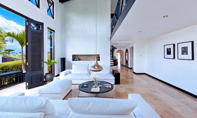 Westmoreland Villa | sienna