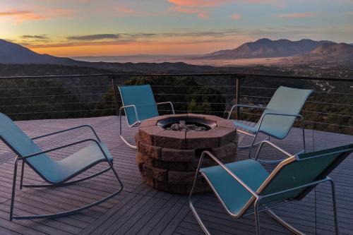 Nogal Casa | Sierra Blanca Mountain Retreat 16 Miles to Ruidoso