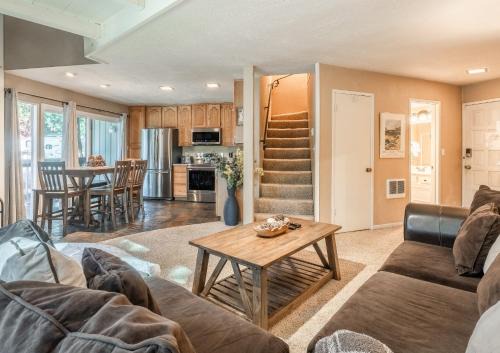 Mammoth Lakes Casa | Sierra Park Villas #76, Updated 1 Bedroom + 2 Lofts, 2 Bath, Sleeps 6!