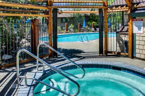 Lake Forest Apartamento | Sierra Sky
