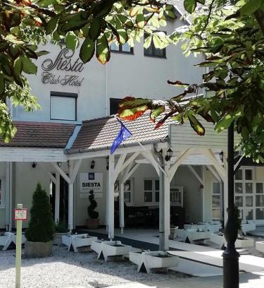 Harkany Hotel | Siesta Club Apartman Harkány