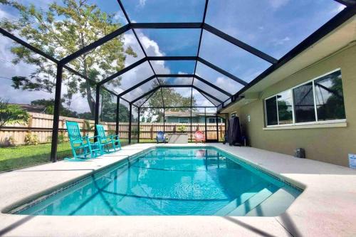 Sarasota Casa | Siesta Key Private Retreat -Screened Pool Haven