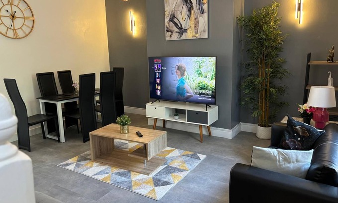Cowpen Casa | Sigma Exotic Suite