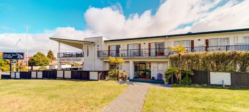 Taupo Hotel | Silver Fern Lodge