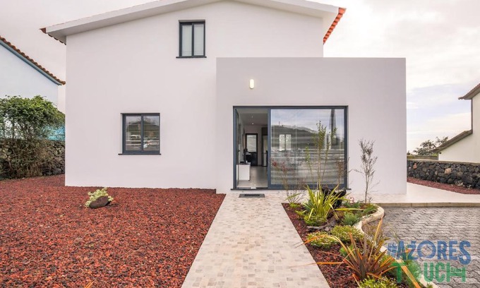 Angra do Heroismo Casa | Silver Gate Home