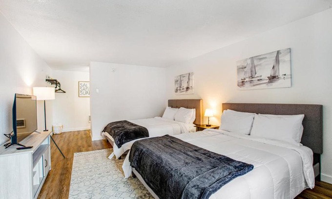 Westport Casa | Silver Sands - Room 21