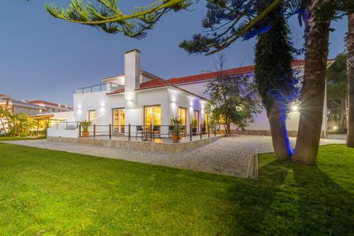 Consolacao Casa | Silver Seahorse Garden Retreat II