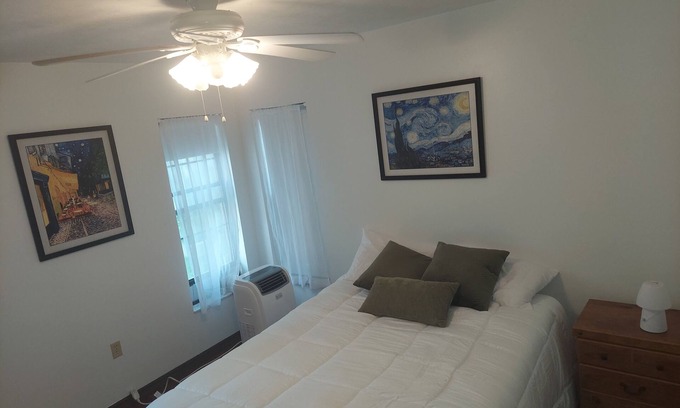 Fort King District Chalet De Esquí | Silver Springs 3-bedroom Chalet with AC, Pool and WiFi in wonderful Ocala