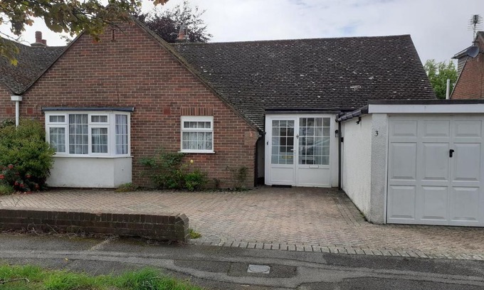 Highcliffe-on-Sea Casa | silver way