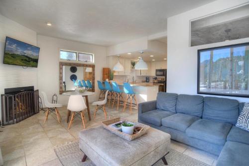 Purgatory Casa | Silverpick Condo #104