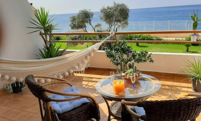 Byblos Apartamento | Silvia's Studio de Plage Romantique de Byblos