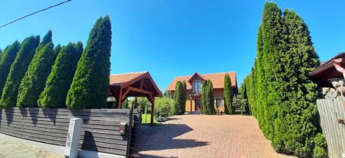 Eremitu Casa | Simonfi Villa