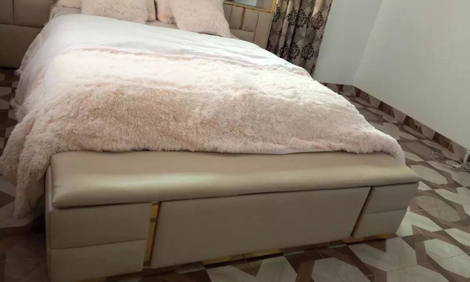Roman Ridge Cama Y Desayuno | Simple and elegant room
