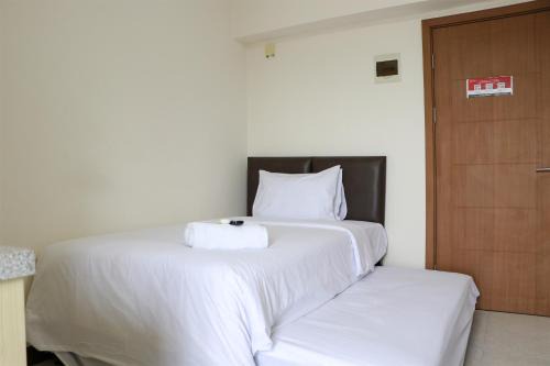 Depok Apartamento | Simple and Enjoy Living Studio Room at Cinere Resort Apartment By Travelio