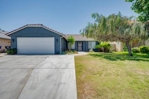 Pumpkin Center Casa | Simple Home for Work or Travel