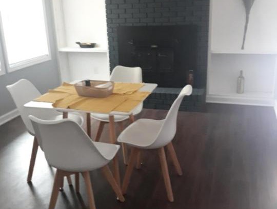 Conley Casa | SIMPLE n COZY STAY AT THE LAYOVER