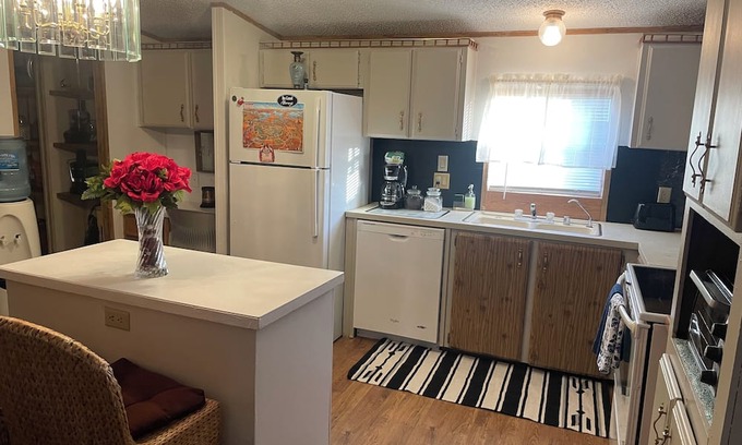 Page Casa | Simply Cozy, 1-bedroom with WiFi, AC