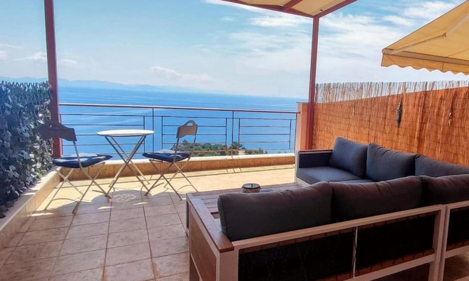 Mavrovouni Apartamento | Simply Meraki Gytheian apt with Panoramic Sea View