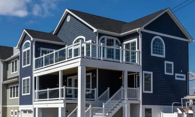 Normandy Beach Casa | Simply Stunning 5 Star Experience
