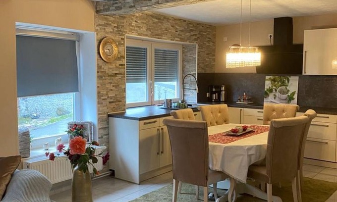 Betteldorf Casa | Sinan's Bio Farm - 8-bed vacation home, shower/WC