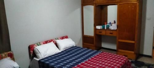 Martintar Cama Y Desayuno | Singhs apartment double budget shared room