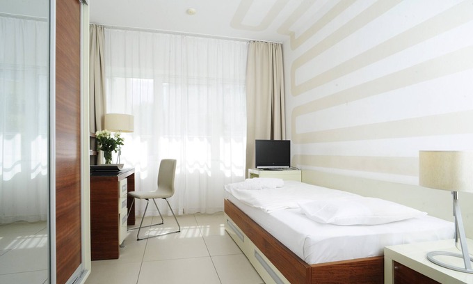 Oberursel Apartamento | Gran apartamento de 1 habitación incl. Servicio de limpieza y WiFi.