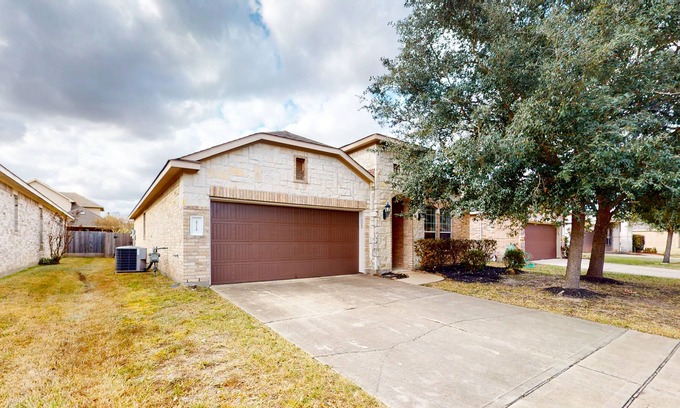 Cypress Casa | Single-family home with fenced yard, AC, & washer/dryer - close to everything