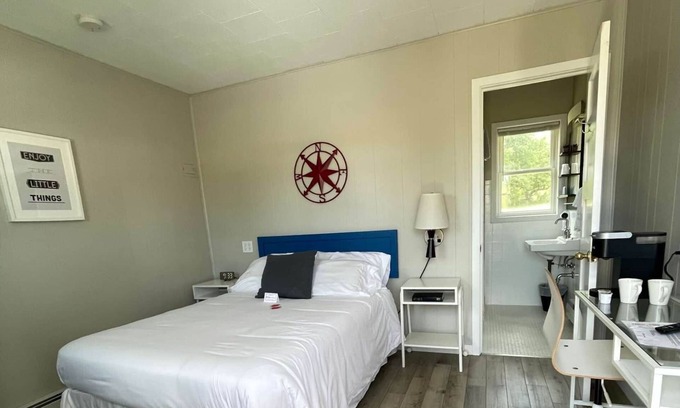 Mount Horeb Hotel | The Little Village, 102 - ¡Disfruta las pequeñas cosas!