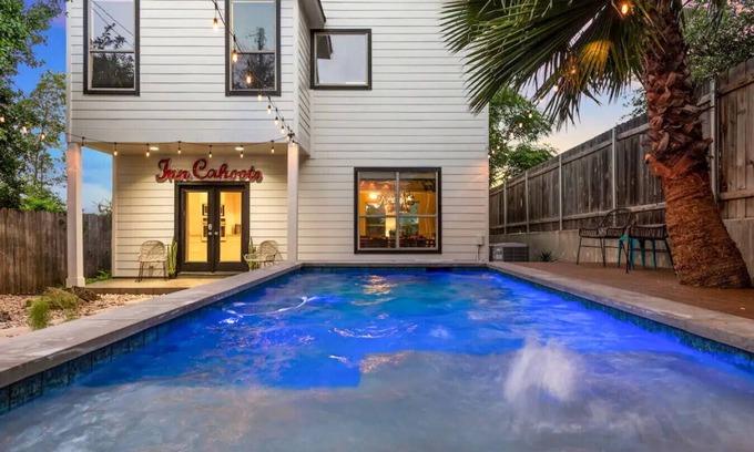 Central East Austin Casa | Single Malt Manor | El centro de Austin