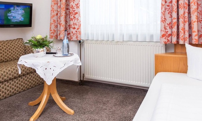Bad Bergzabern Casa | Habitación individual BÁSICA - Hotel Pfälzer Wald