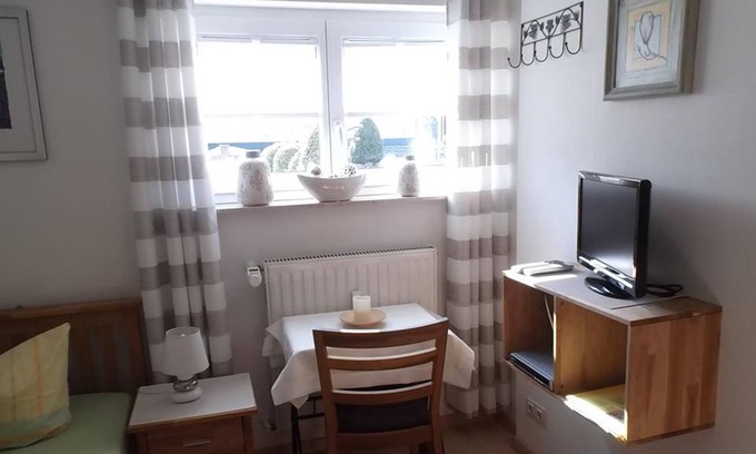 Anschau Apartamento | Habitación individual (en el sótano) con baño / aseo compartido - Ferienwohnung Familie Schmitz