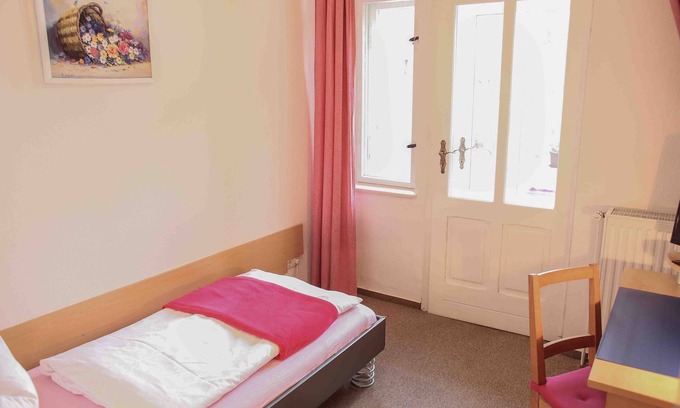 Dessau-Rosslau Apartamento | Habitación Individual - Pension Siewert