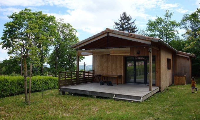 Boffres Casa | Single-storey wooden country house with garden