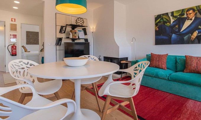 Santa Maria e Sao Miguel Apartamento | Sintra Mountain View by LovelyStay