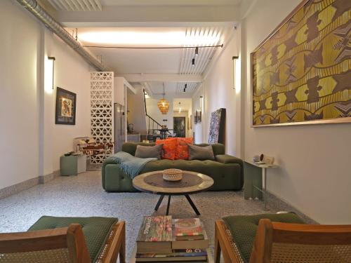 Phra Khanong Casa | Siri Designer 3-Storey Townhouse with Garden and Luxury Amenities