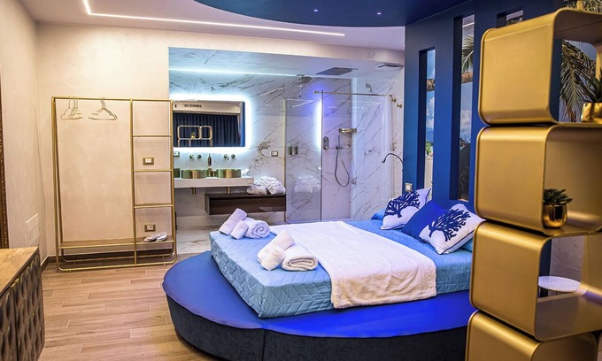 Gioia Tauro Cama Y Desayuno | Sirocco Suite