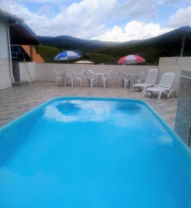 Maria da Fe Casa | Sitio Recanto Da Paz, aconchegante e espaçoso!