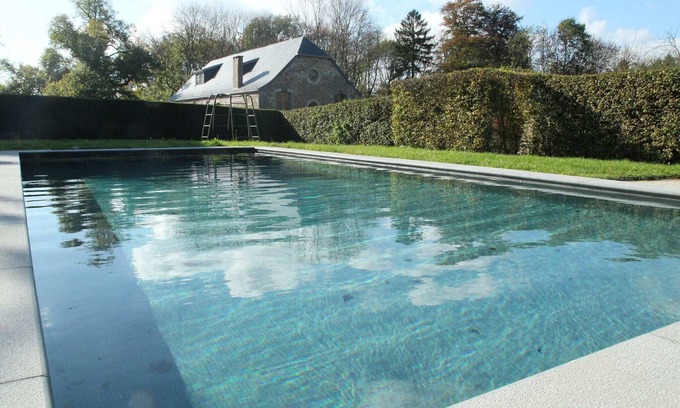 Haut-Bois Casa | Casa de vacaciones de estilo francés en Gesves con piscina