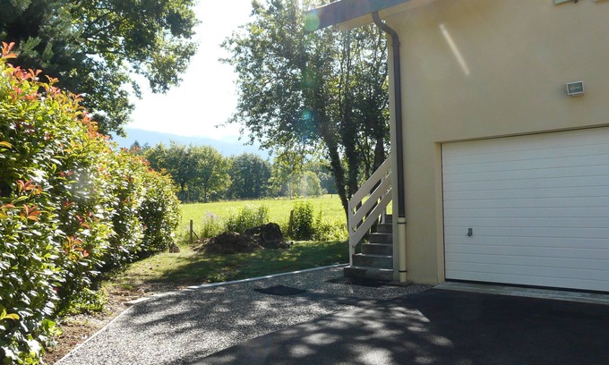 Annecy-le-Vieux Apartamento | Situation Remarquable en Bordure de la Nature Tout en Étant Dans Annecy