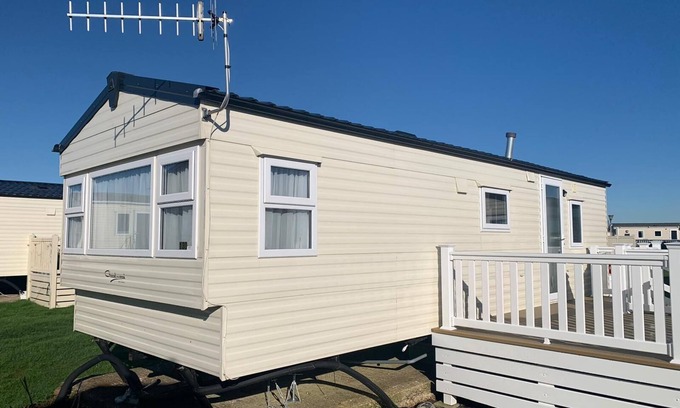 Selsey Casa | Six berth family caravan on West Sands, Selsey