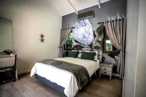 Westcliff Casa | Sixteen Guesthouse on Main