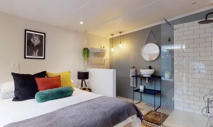 Walmer Apartamento | Sixty-Five: Stylish guest suite