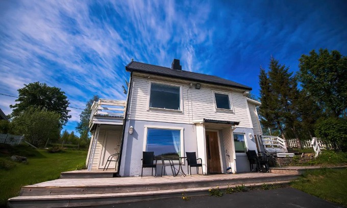 Tranoy Municipality Apartamento | Sjølund house